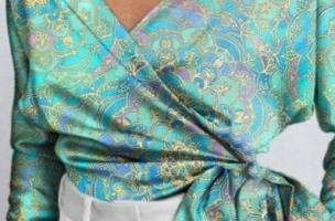 Elegantna bluza s potiskom Roveretta, svetlo modra