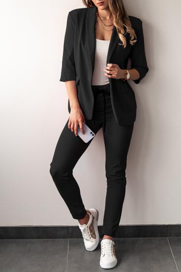 Eleganten enobarvni hlačni kostim s 3/4 rokavi, črn
