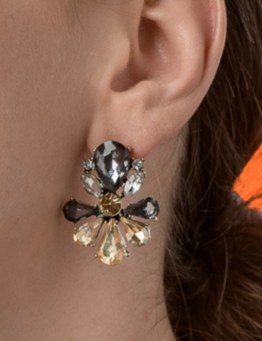 Elegantni uhani z okrasnimi diamanti, črni
