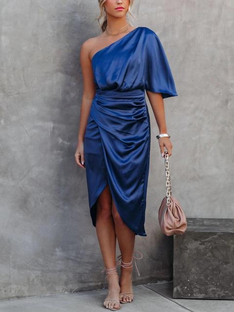 Elegantna midi obleka z eno naramnico in krilom z razporkom Tirrenia, modra