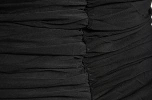 Elegantna mini obleka Atessa, črna