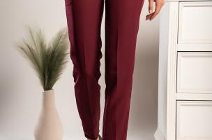 Elegantne dolge hlače z ravnimi hlačnicami Tordina, bordo