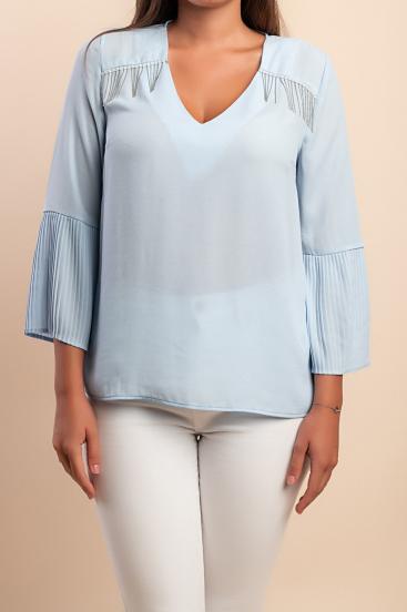 Bluza s plisiranim detajlom, svetlo modra