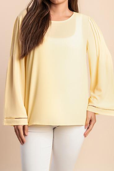 Elegantna bluza z okroglim ovratnikom, rumena